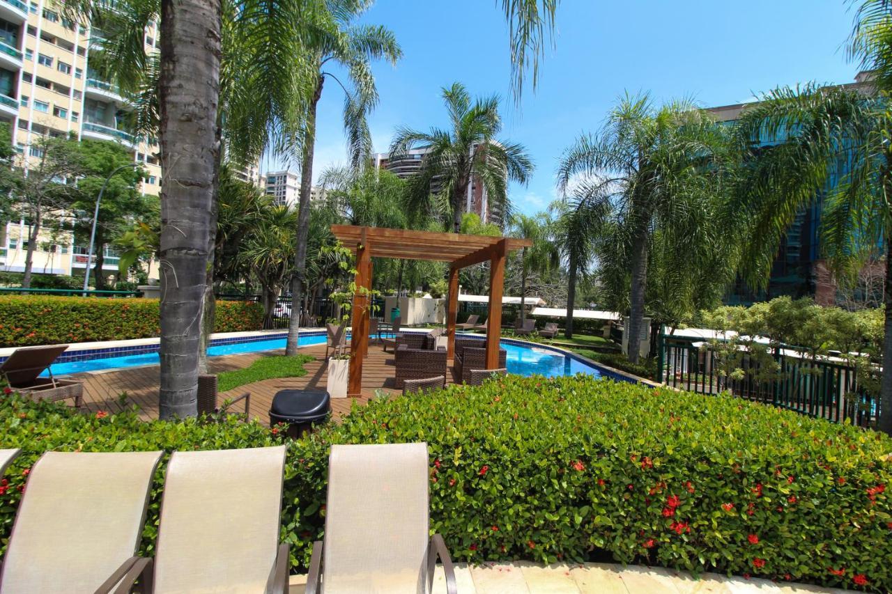 Barra Da Tijuca - 508 - De Frente Para Maravilhosa Piscina - Estacionamento Gratuito - Academia Comphania Atletica - Balsa Para Praia Gratis - Microondas - Geladeira Grande - Recepcao 24Horas - Wi-Fi - Com Pia Rio de Janeiro Buitenkant foto