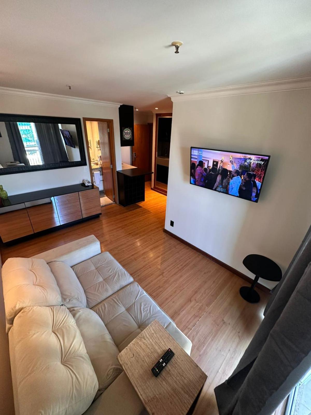 Barra Da Tijuca - 508 - De Frente Para Maravilhosa Piscina - Estacionamento Gratuito - Academia Comphania Atletica - Balsa Para Praia Gratis - Microondas - Geladeira Grande - Recepcao 24Horas - Wi-Fi - Com Pia Rio de Janeiro Buitenkant foto