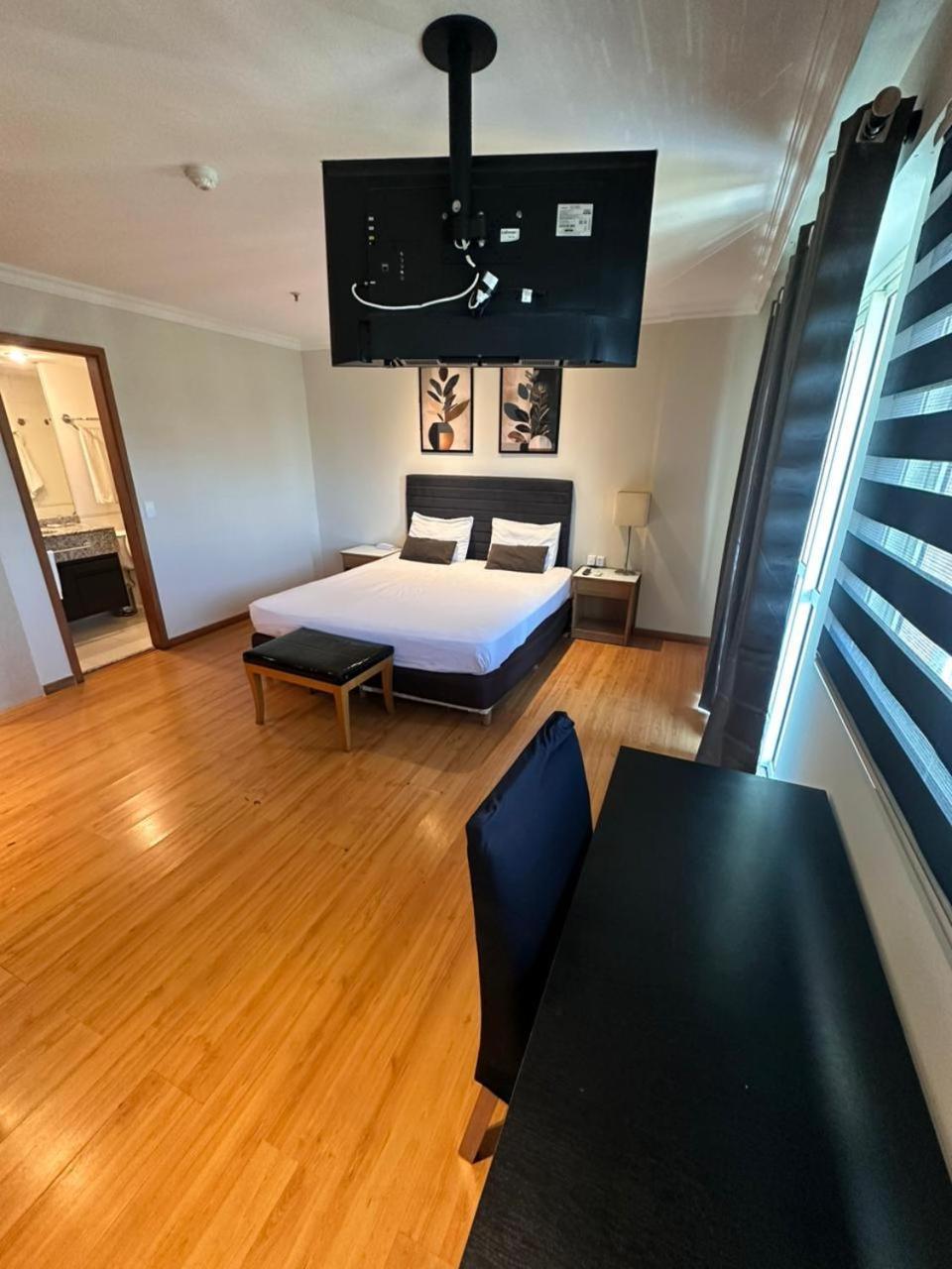 Barra Da Tijuca - 508 - De Frente Para Maravilhosa Piscina - Estacionamento Gratuito - Academia Comphania Atletica - Balsa Para Praia Gratis - Microondas - Geladeira Grande - Recepcao 24Horas - Wi-Fi - Com Pia Rio de Janeiro Buitenkant foto